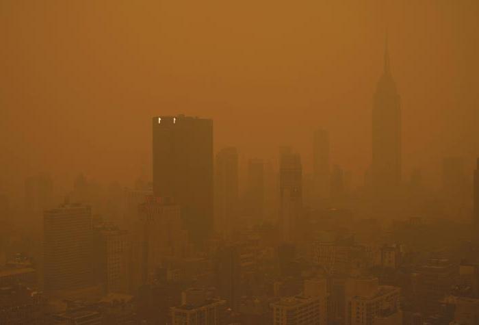Photo of New York City with murky orange haze